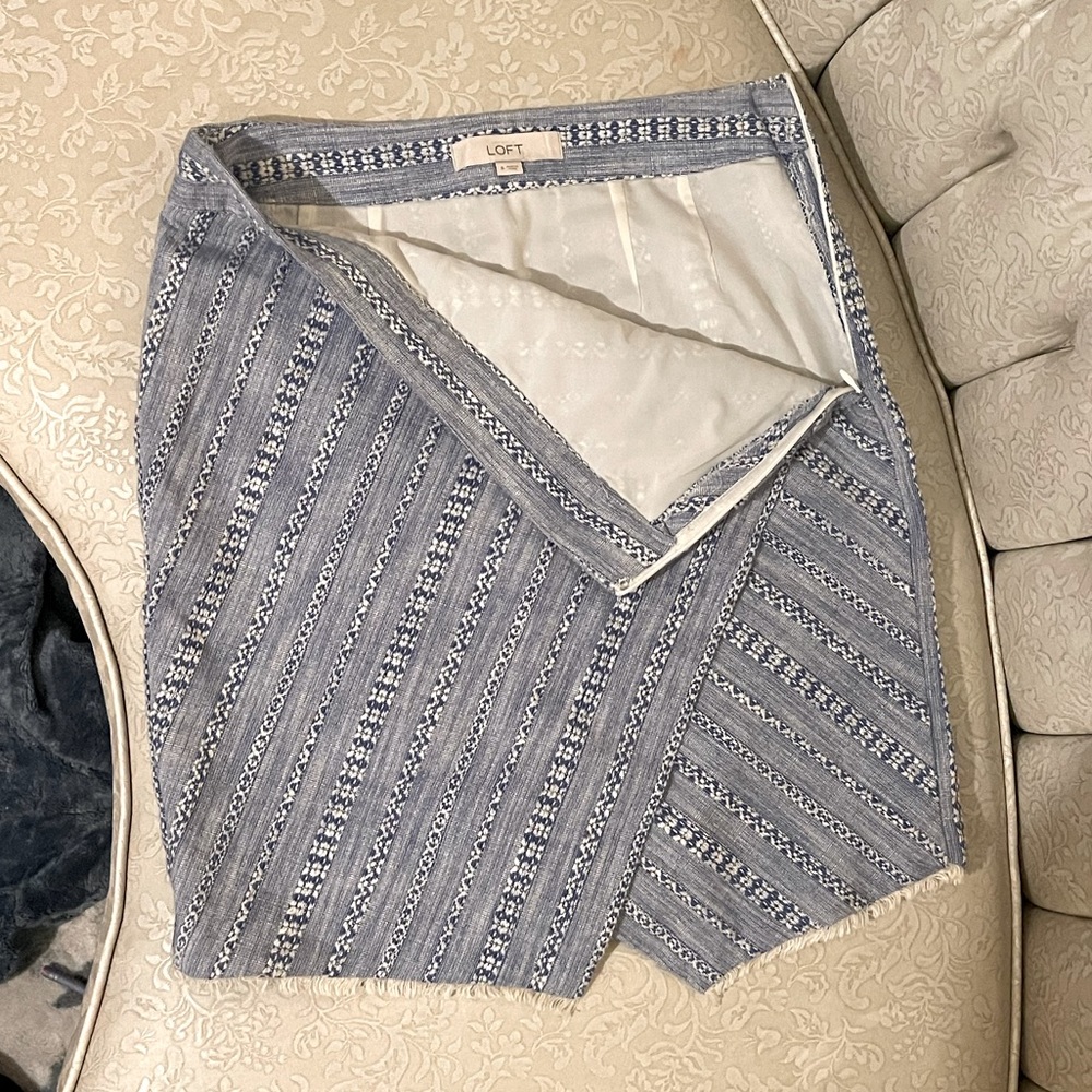 Ann Taylor LOFT vintage Textured/Structural Minimalist Pencil Skirt - Picture 4 of 6